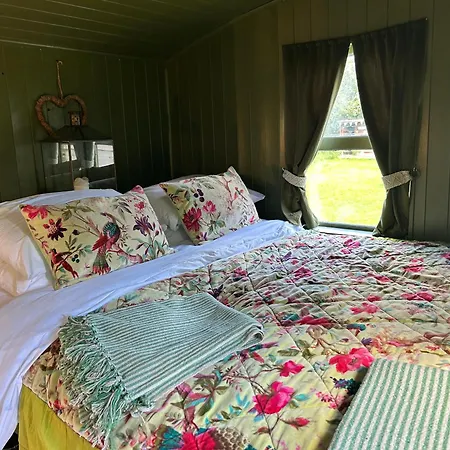 Drybeck Farm Luxury tent 2*