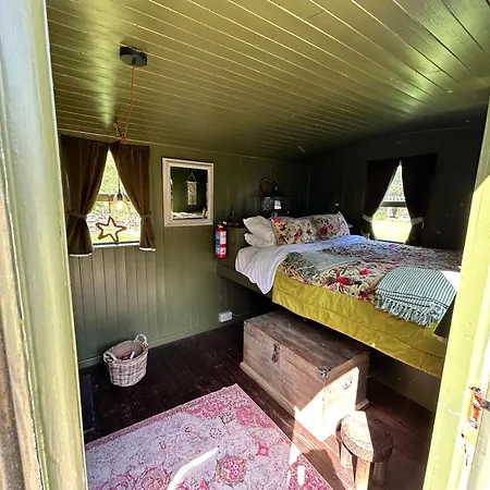 Drybeck Farm 2*